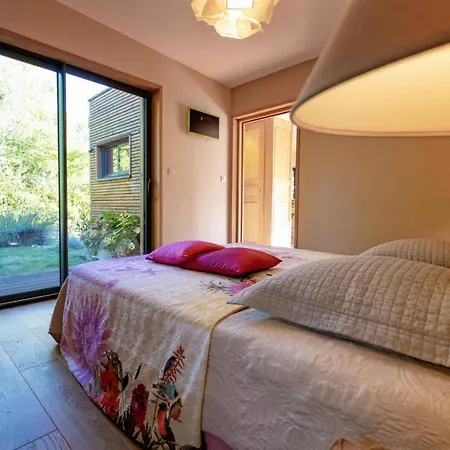 Vakantiehuis L'ecrin De Bois - Maison D'architecte Avec Sur Un Grand Terrain Arbore